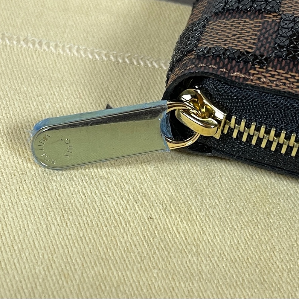 Louis Vuitton Black Sequin Damier Paillettes Zippy Wallet - Picture 5 of 14
